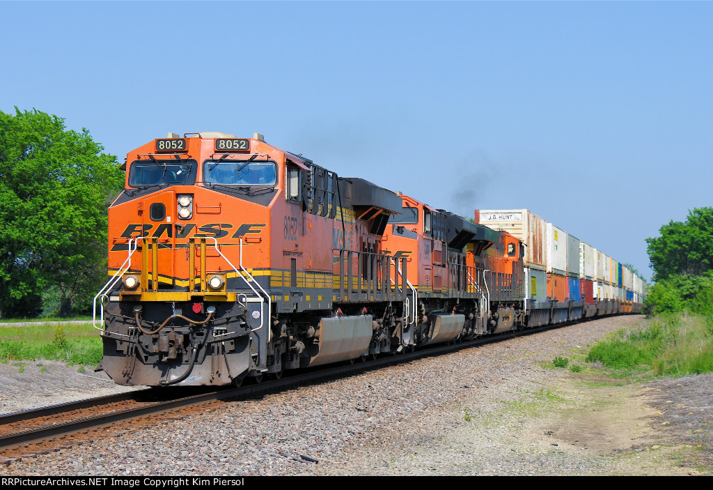 BNSF 8052